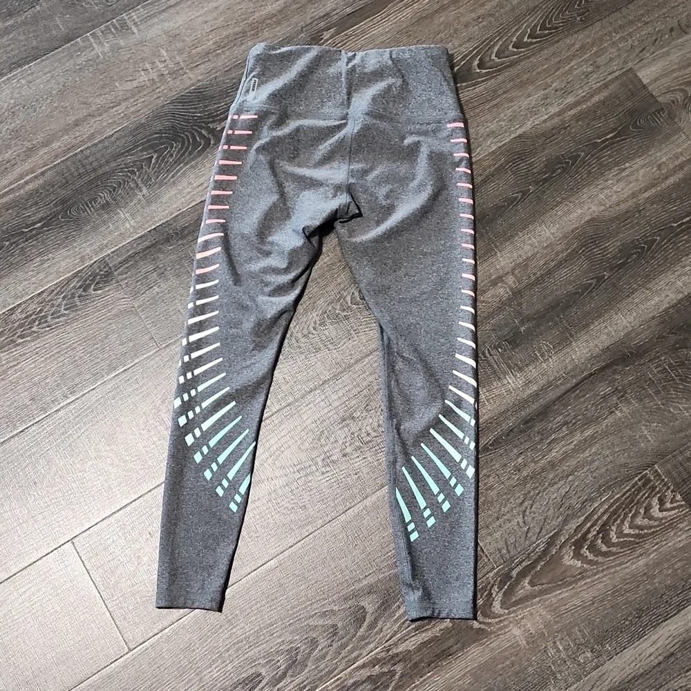 🌷 RBX Leggings 🌷